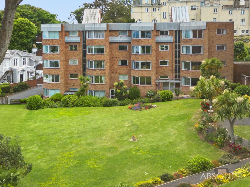 Apartment in Torquay, Torbay - View 4