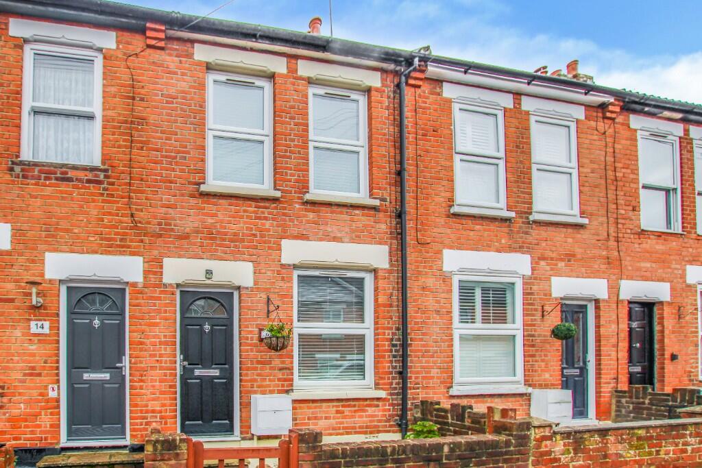 Main image of property: North Road Avenue, Brentwood, Essex, CM14