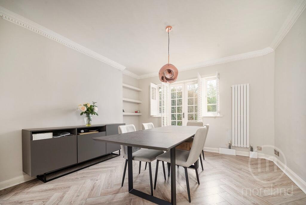 Hill Top, Hampstead Garden Suburb, NW11 photo 4