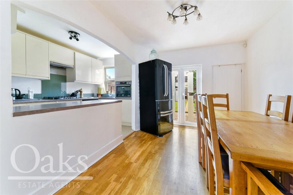 Meadvale Road, Addiscombe photo 3