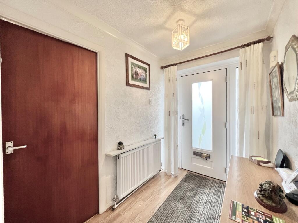 Bellingham Close, Bury, Greater Manchester, BL8 photo 4