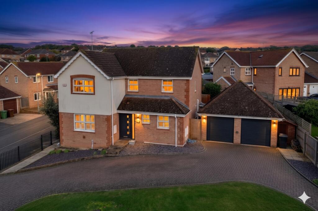 Main image of property: Bulrush Close, Braintree CM7 1