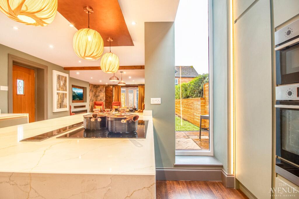 House in Sutton Coldfield, Maney - More