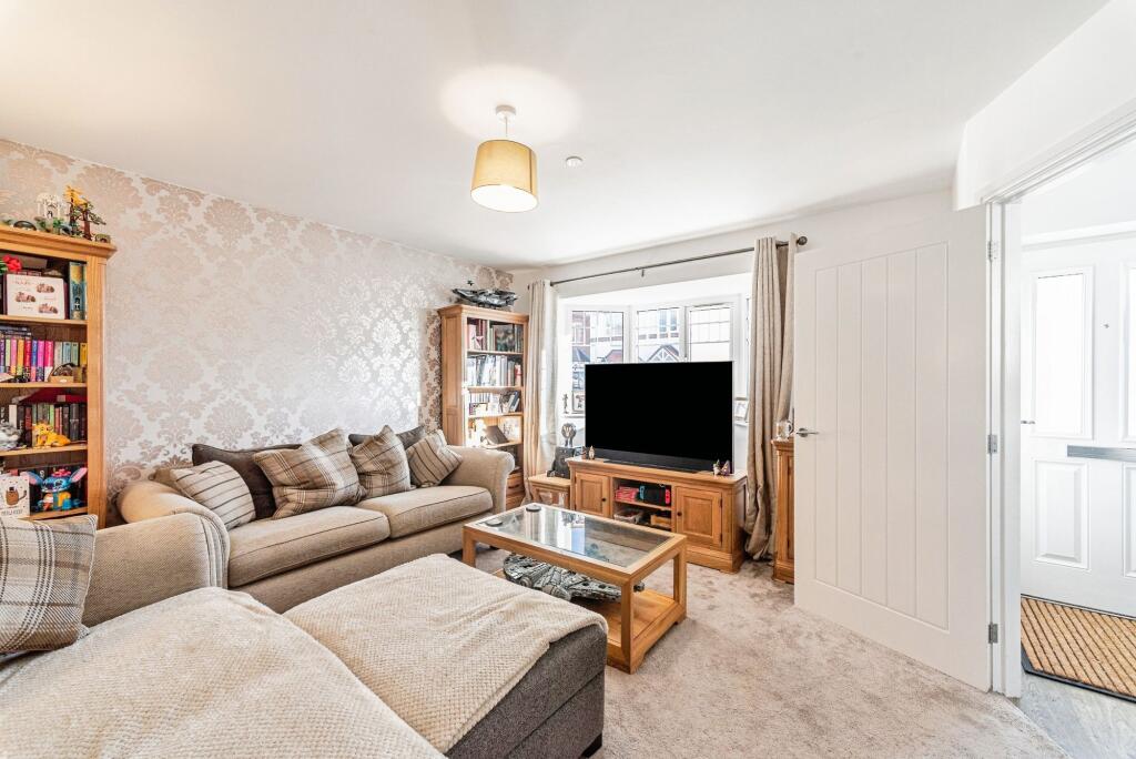 House in Wrexham, Plas Coch, Rhosddu - View 2