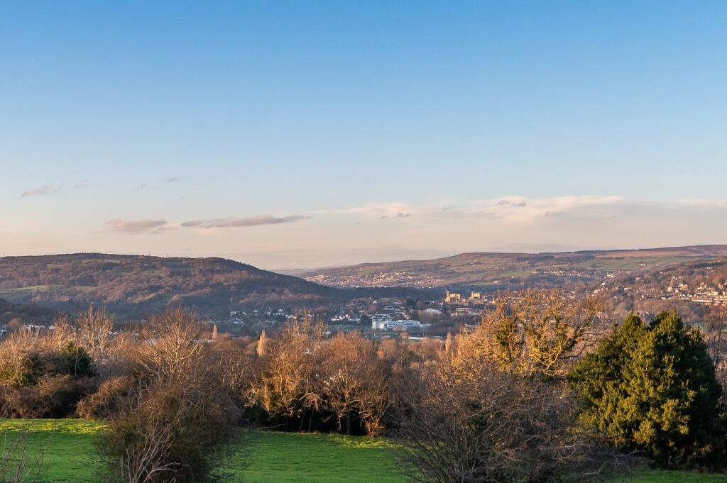 Additional image 48 of Nab Wood Drive, Nab Wood, Shipley, BD18