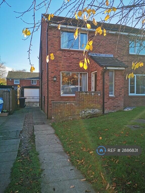 Main image of property: Ledbury Green, Leeds, LS10