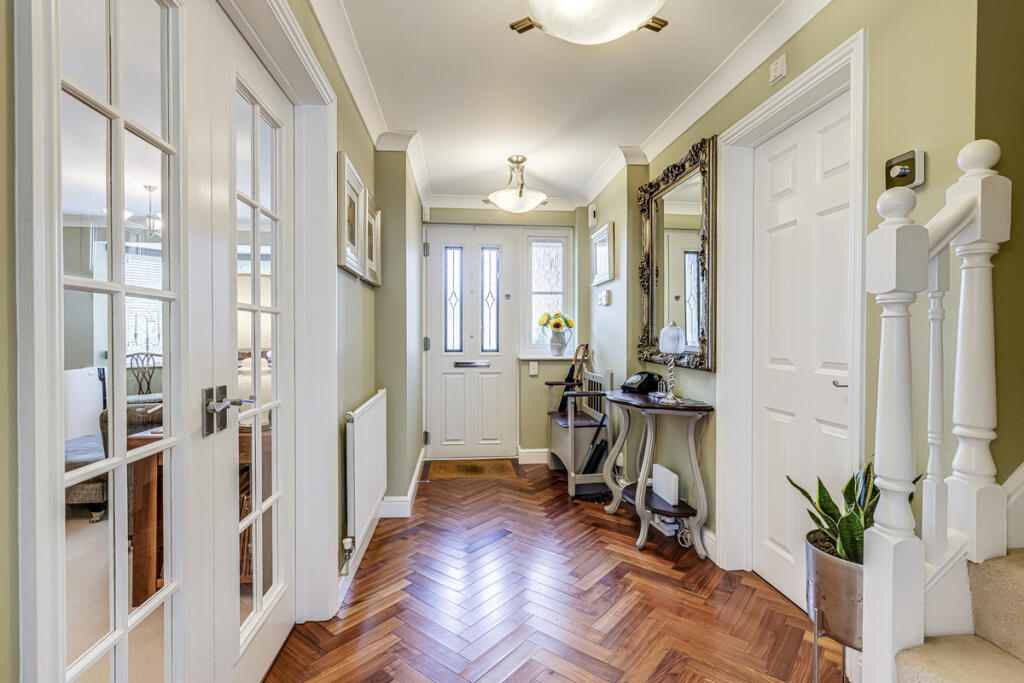 House in Rochford, Rayleigh - View 5