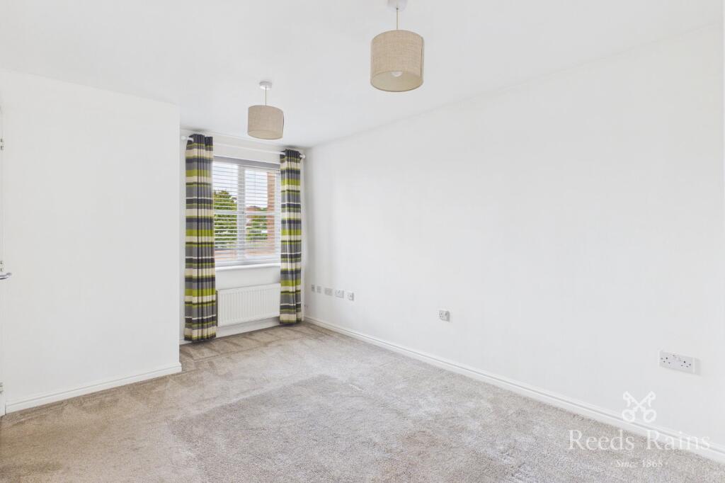 House in Wakefield - View 4