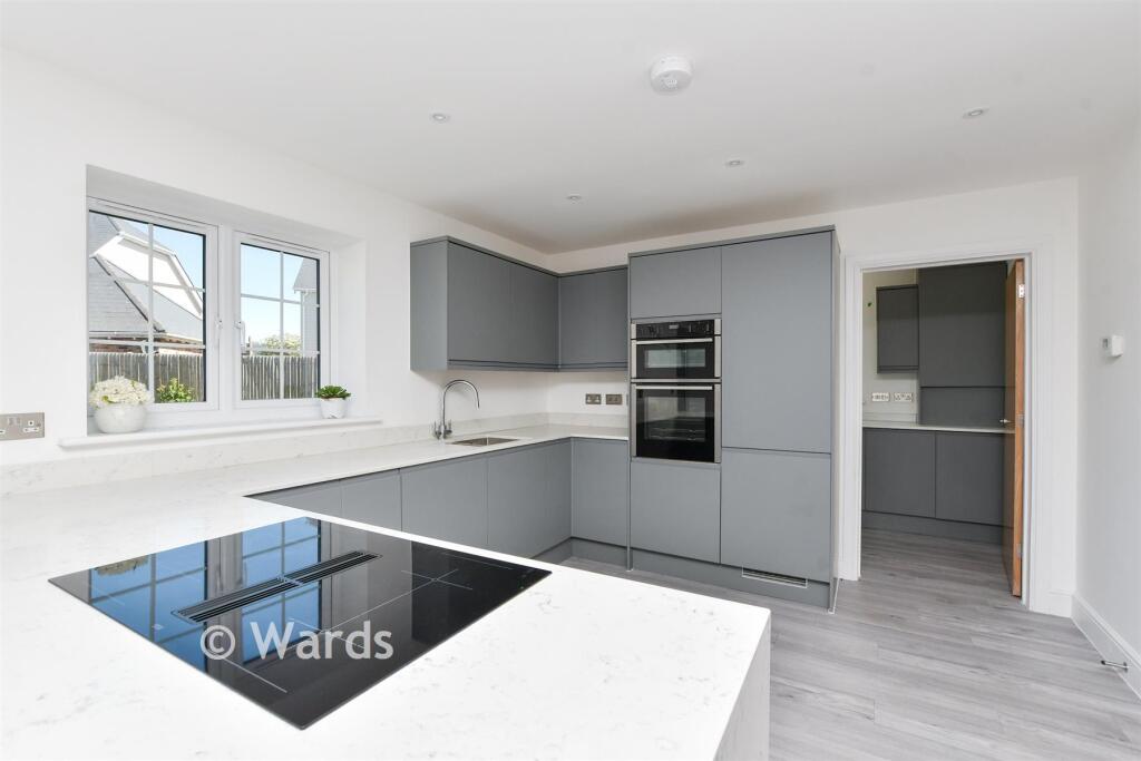 4-bed detached on Parish Close, Birchington, Kent, £460,000