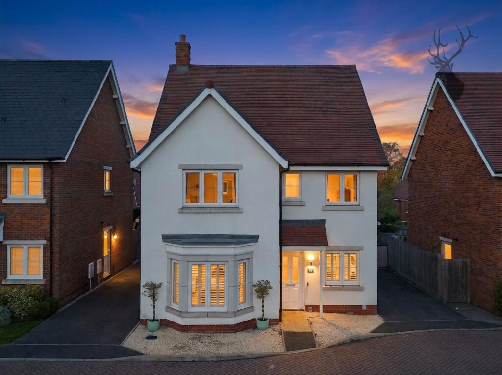 House in East Hertfordshire, Terlings Park, Gilston - View 2