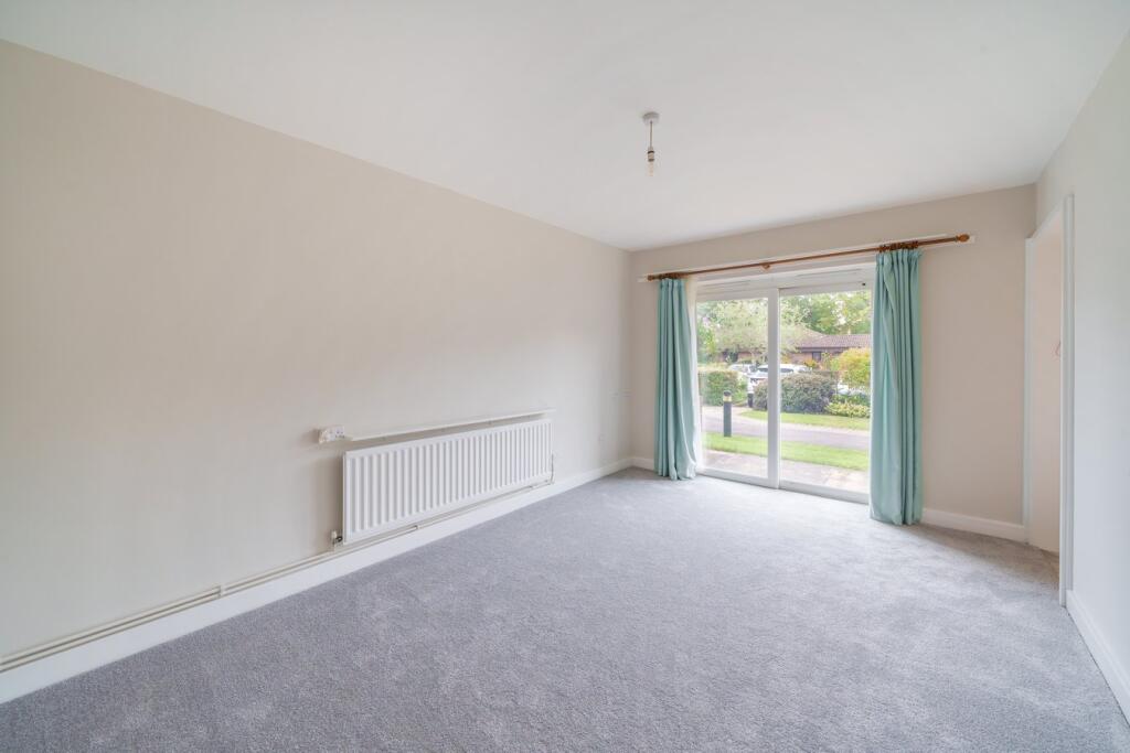 Main image of property: Knights Lane, Tiddington, Stratford-upon-Avon, CV37