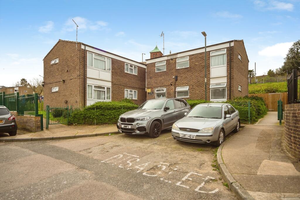 Main image of property: Russell Court, Chatham, ME4