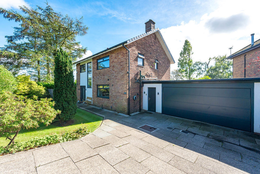 Oakwood Drive, Heaton