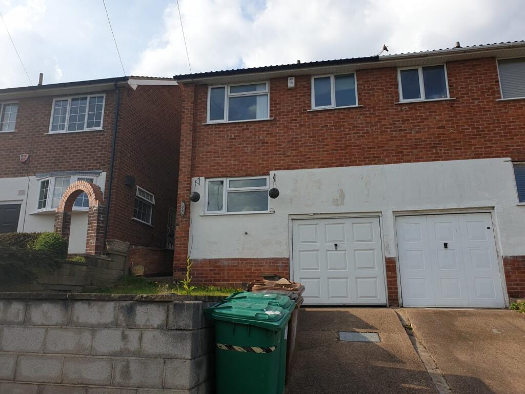 Main image of property: Mays Avenue, Carlton, Nottingham, Nottinghamshire, NG4