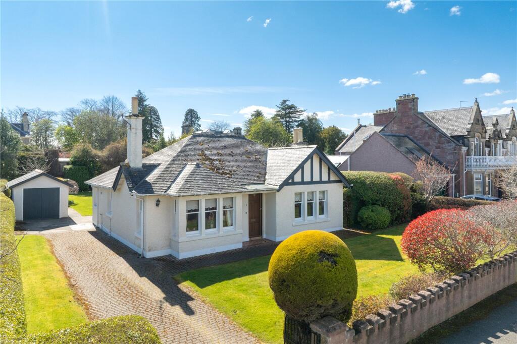 Main image of property: 8 Leys Drive, Inverness, IV2