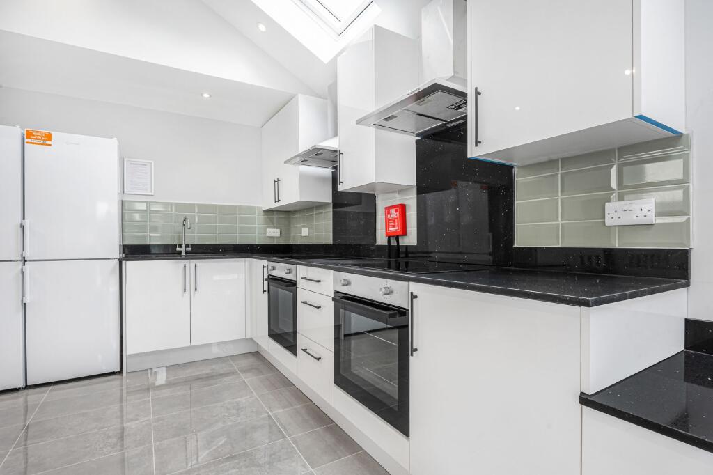 House in Reading - View 5