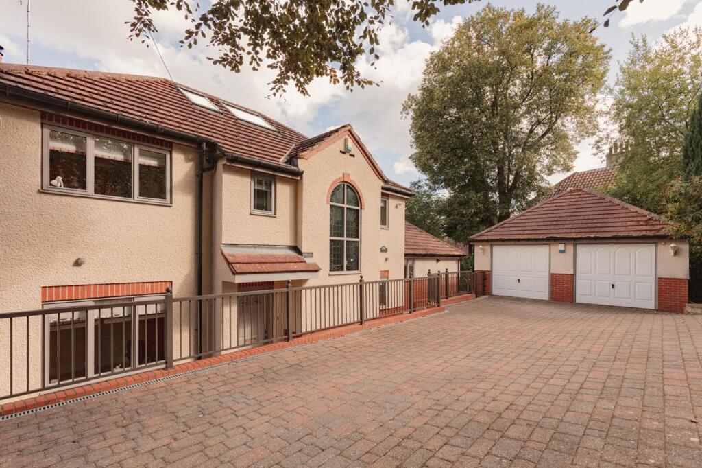 House in Newcastle upon Tyne - View 2