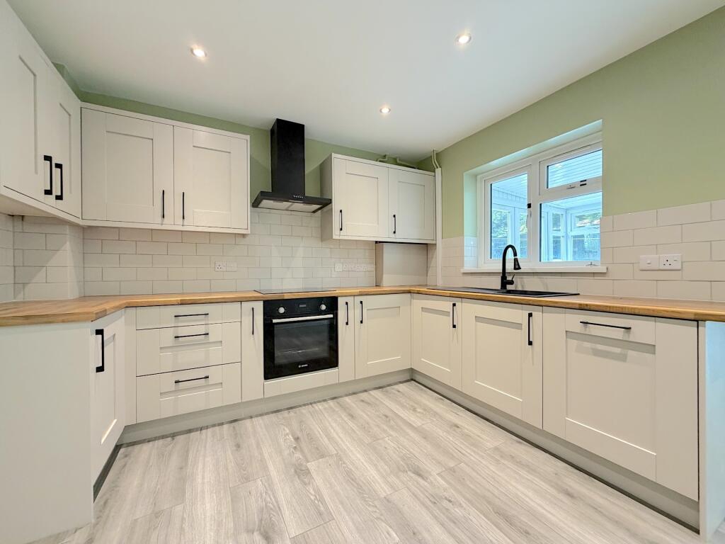 House in Wolverhampton - View 4