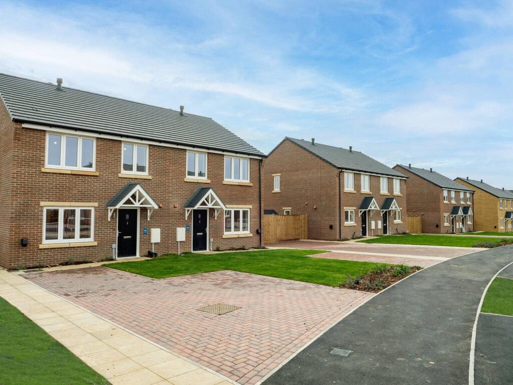 4-bed semi-detached on Plot 7, 61 Sandyhill Lane, Ipswich, IP3 0JB, £91,250