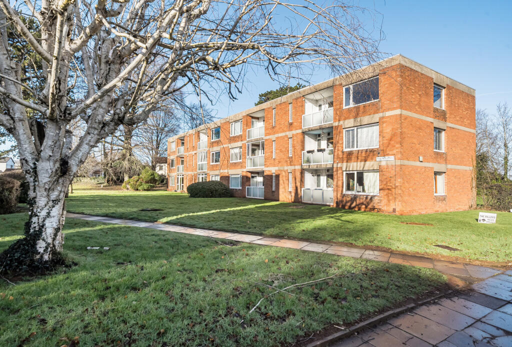 Main image of property: The Willows, Marlborough Drive, Frenchay, Bristol, BS16