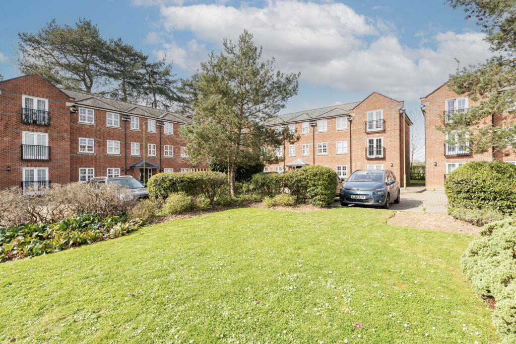 Lime Tree Court, London Colney, St. Albans, Hertfordshire, AL2