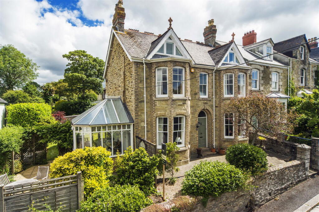 Main image of property: The Avenue, Truro