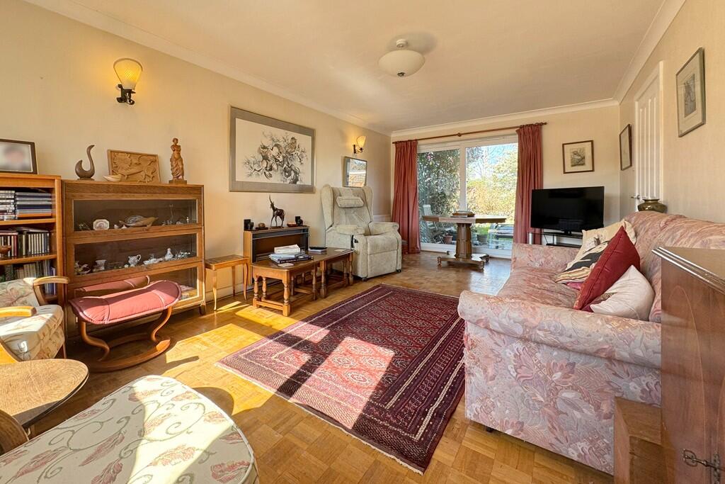 Golden Crescent, Everton, Lymington, Hampshire photo 2