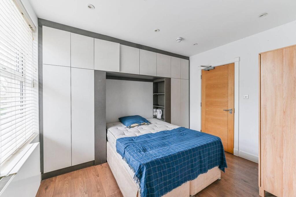 Main image of property: London Road, CR, Thornton Heath, CR7