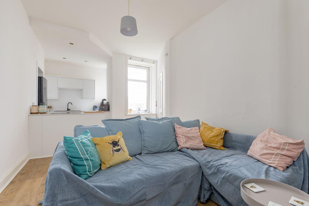 Apartment in Edinburgh - View 4