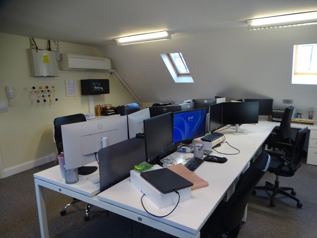 Additional image 12 of Burgundy House, 24 The Foresters, Harpenden, Hertfordshire, AL5