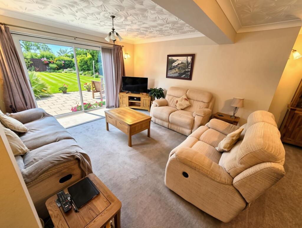 House in Bassetlaw, East Drayton - More