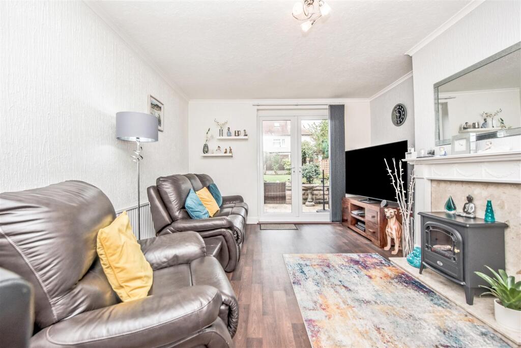 House in Leeds, West Yorkshire - More