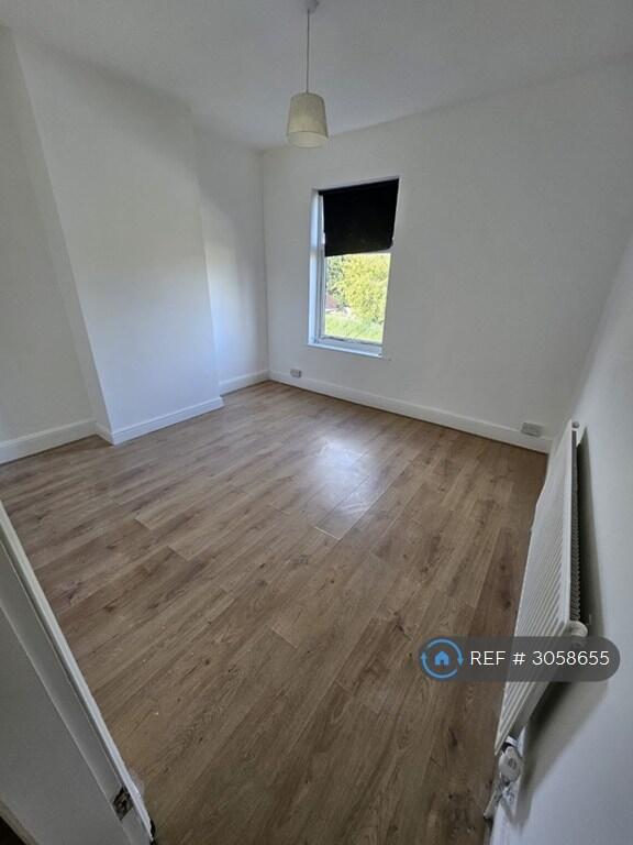 Gladys Terrace, Smethwick, B67 photo 2