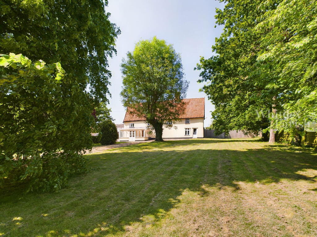 4-bed house on Short Green, Winfarthing, £375,000