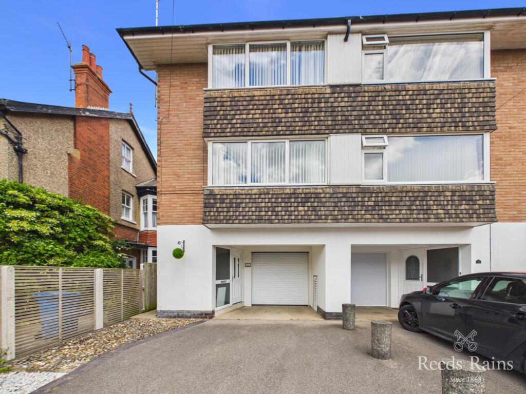 Main image of property: Shaftesbury Road, Bridlington, East Yorkshire, YO15