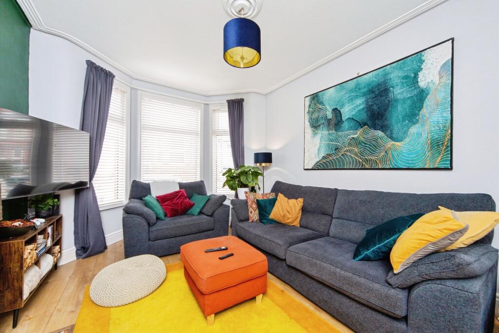 House in Wirral, Liverpool City Region - View 3