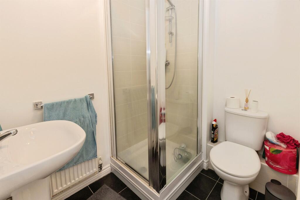 Additional image 13 of Hutton Close, Thornbury, Bradford