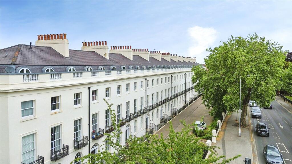 Main image of property: Albion Terrace, London Road, Reading, Berkshire, RG1