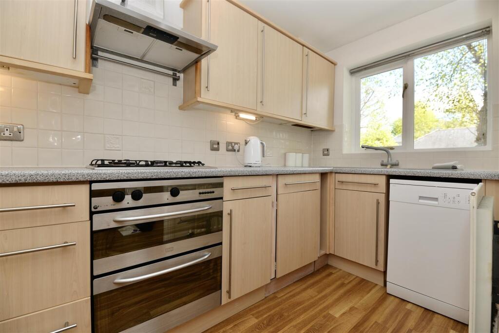 House in Winchester, Wickham - View 2
