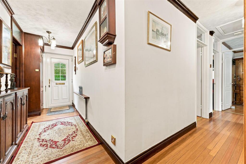 House in Bristol, Goosegreen, Frampton Cotterell - View 3