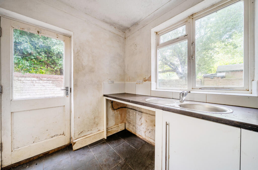 Apartment in Worthing, West Worthing - View 3