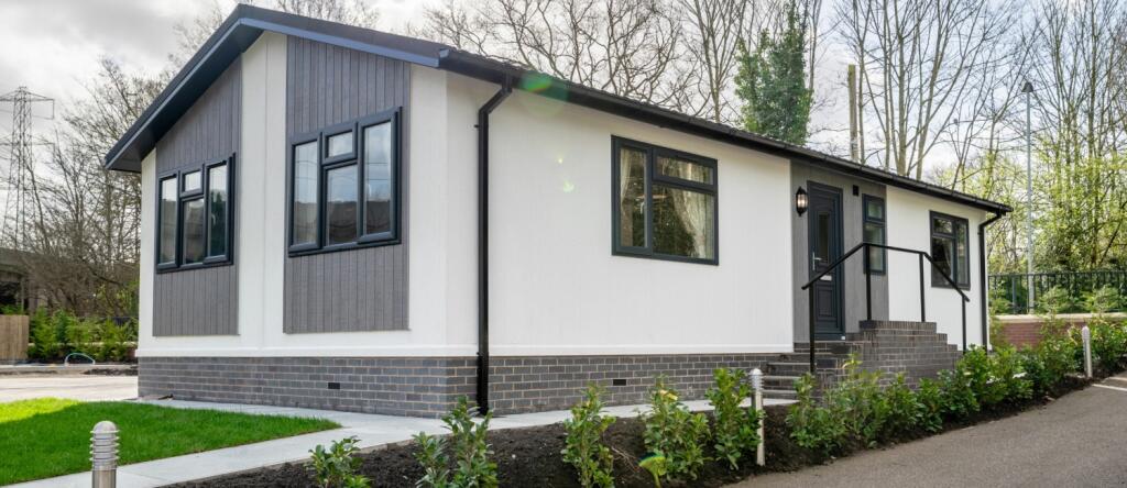 Main image of property: CLEVEDON