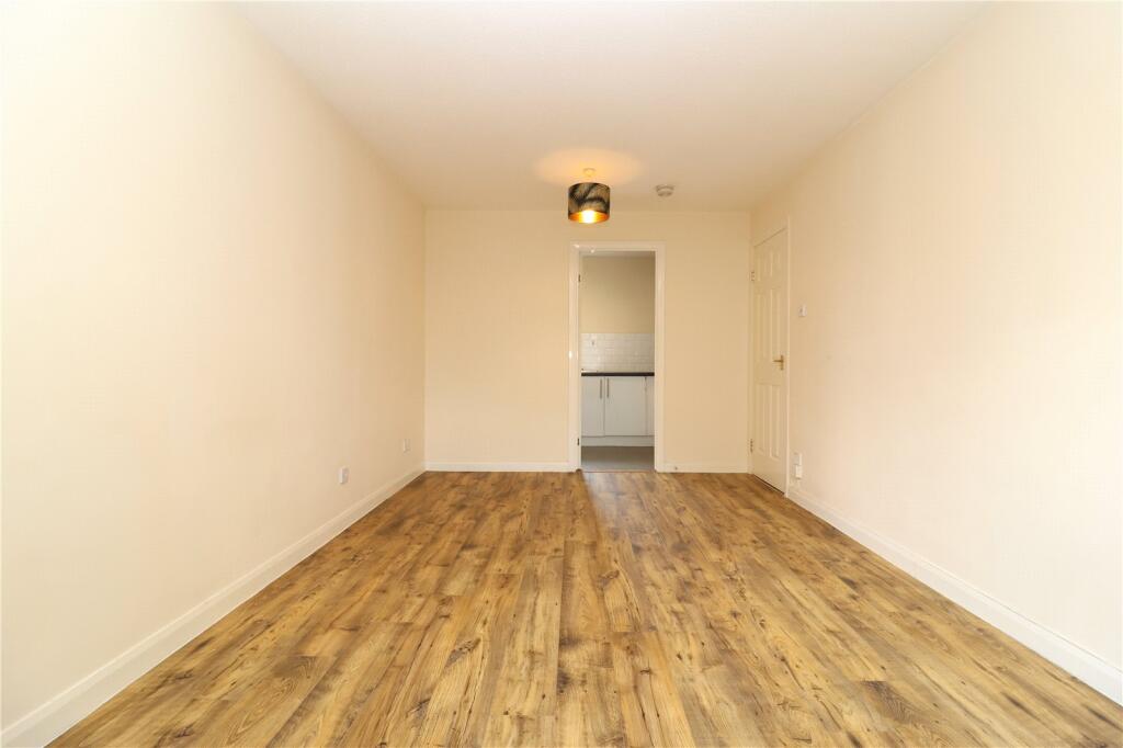 Apartment in Paisley - View 4