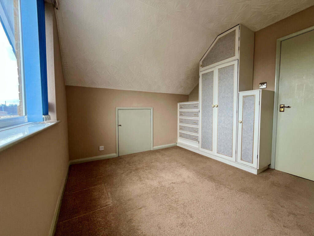 House in Hull - More