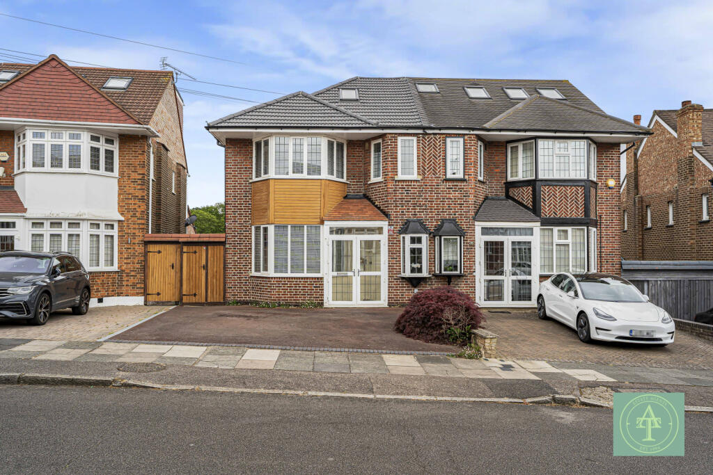 Main image of property: Mandeville Road, Southgate, London, N14