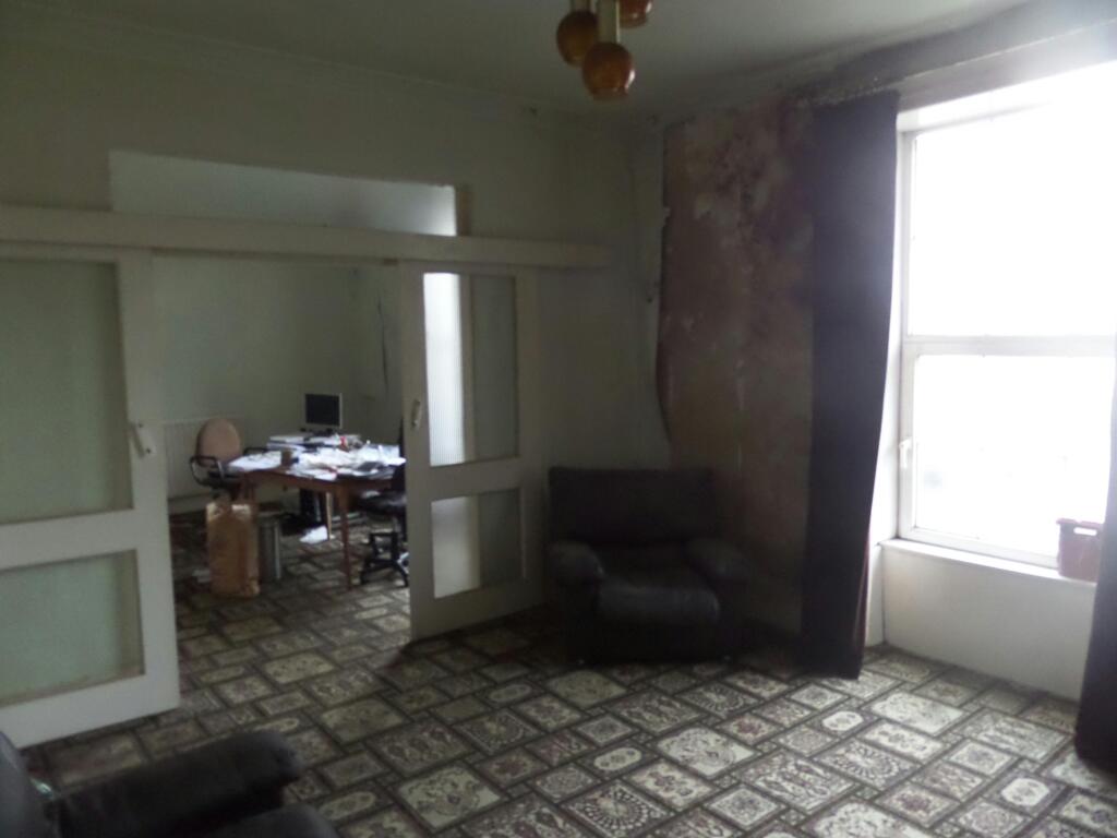 Main image of property: 21-22 Regent Parade, Harrogate, HG1 5AW