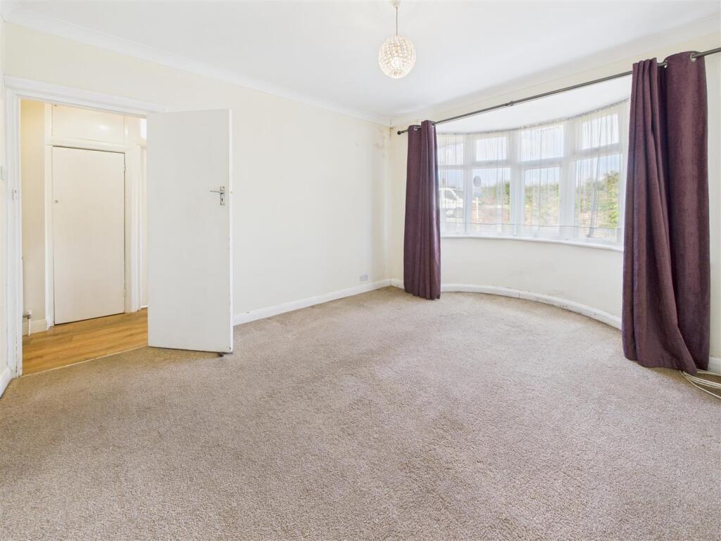 House in Twickenham - View 3