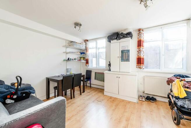 Cambridge Heath Rd 493 - Low Res 4.jpg