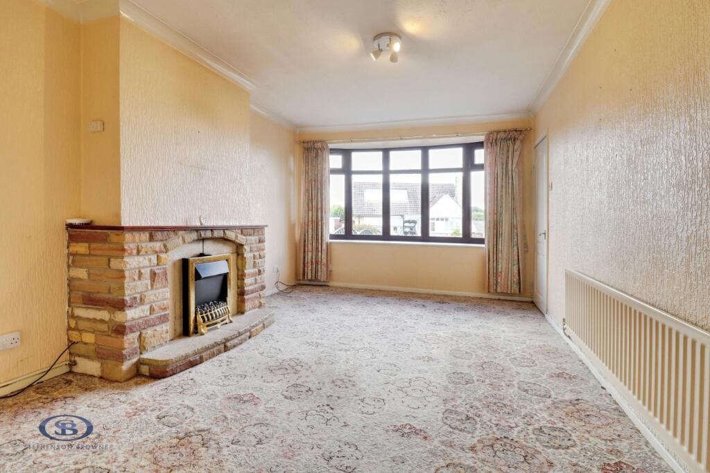 House in Stoke-on-Trent - More