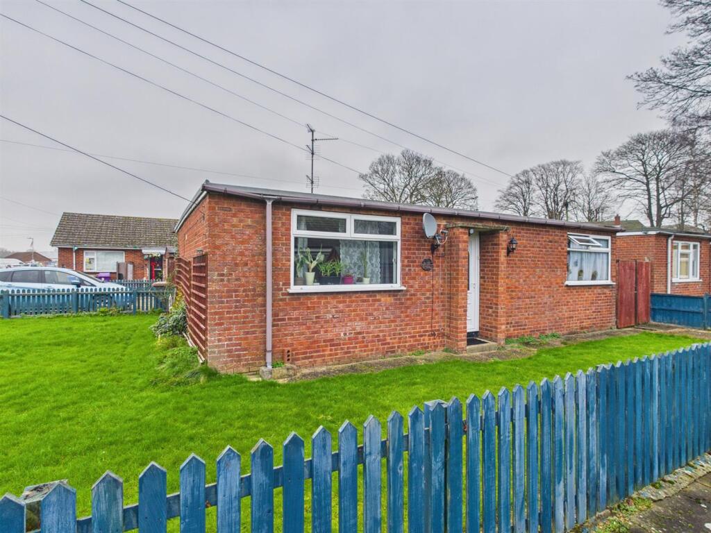 Main image of property: Carlton Road, Boston